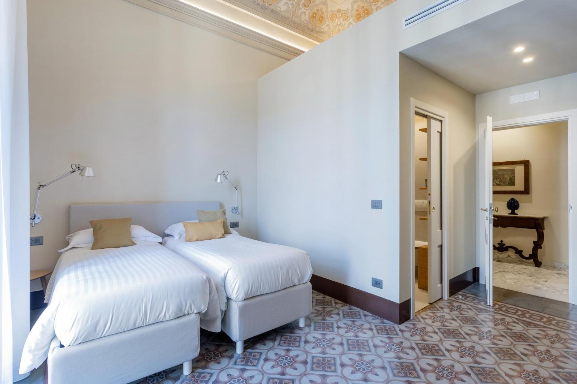Palazzo Costarelli - Bed And Breakfast CTA Habitación foto