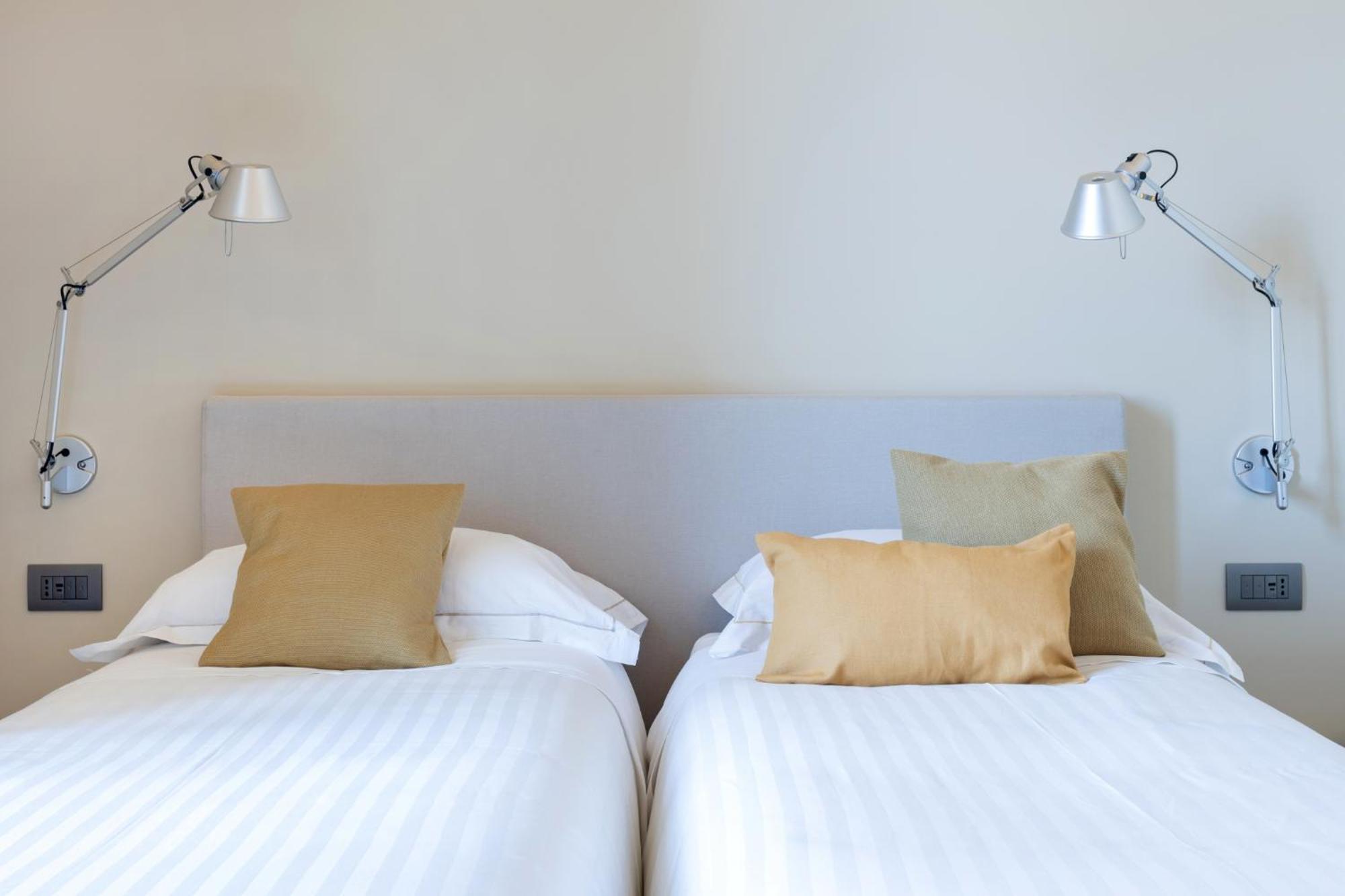 Palazzo Costarelli - Bed And Breakfast CTA Habitación foto