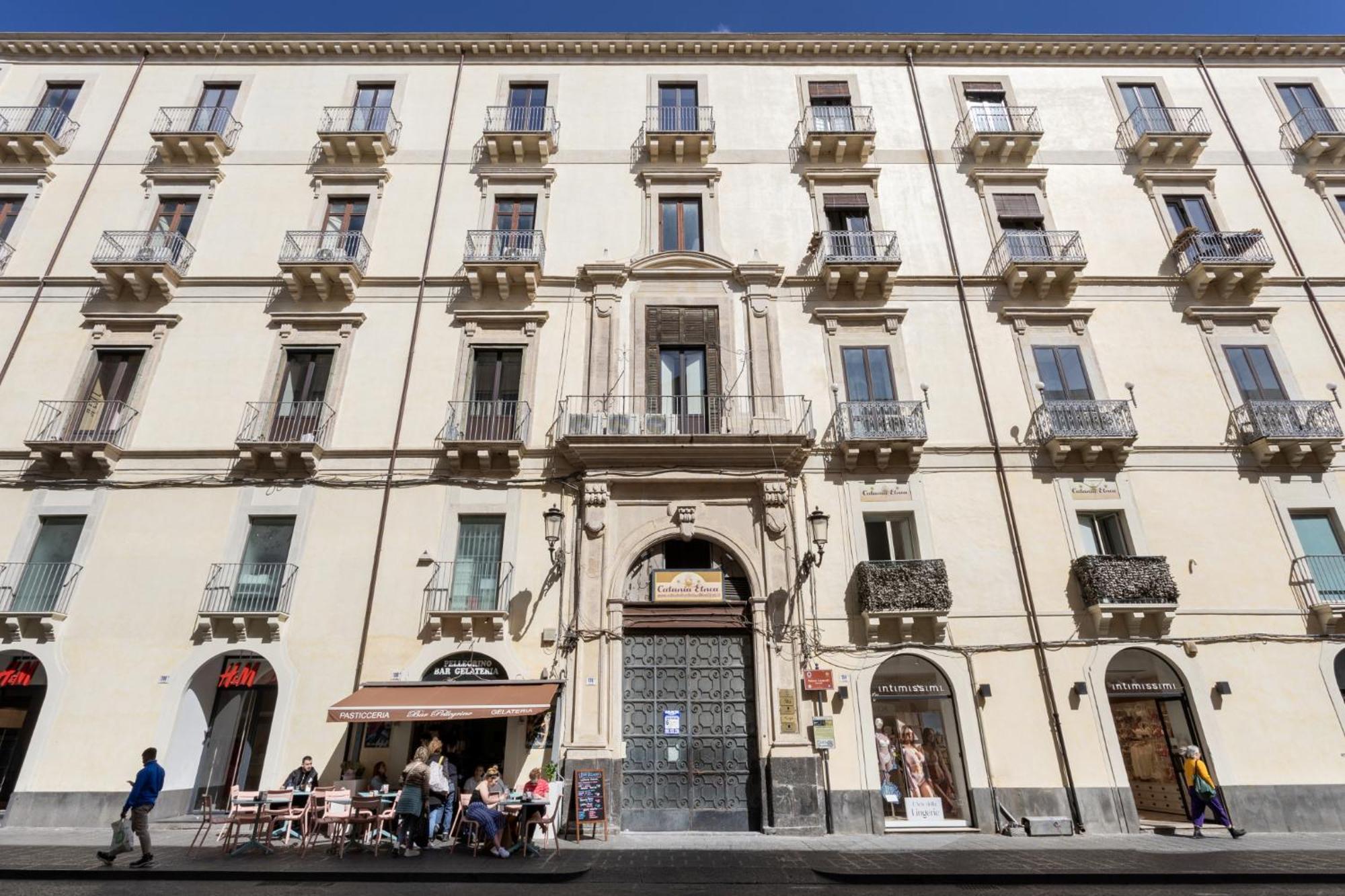Palazzo Costarelli - Bed And Breakfast CTA Exterior foto